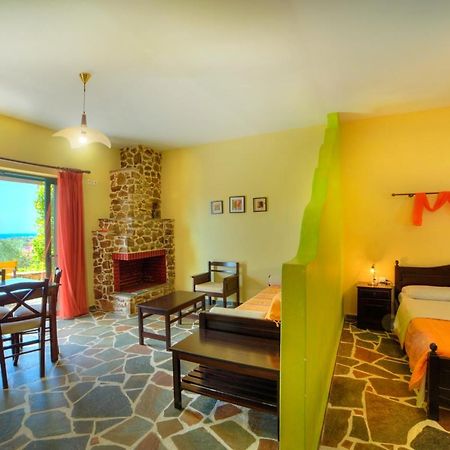 Ktima Nikola Apartment Marmari  ภายนอก รูปภาพ