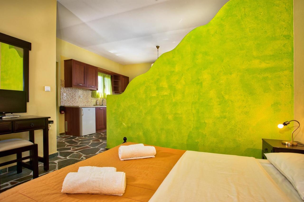 Ktima Nikola Apartment Marmari  ภายนอก รูปภาพ