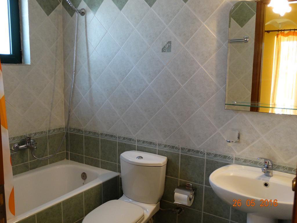 Ktima Nikola Apartment Marmari  ภายนอก รูปภาพ